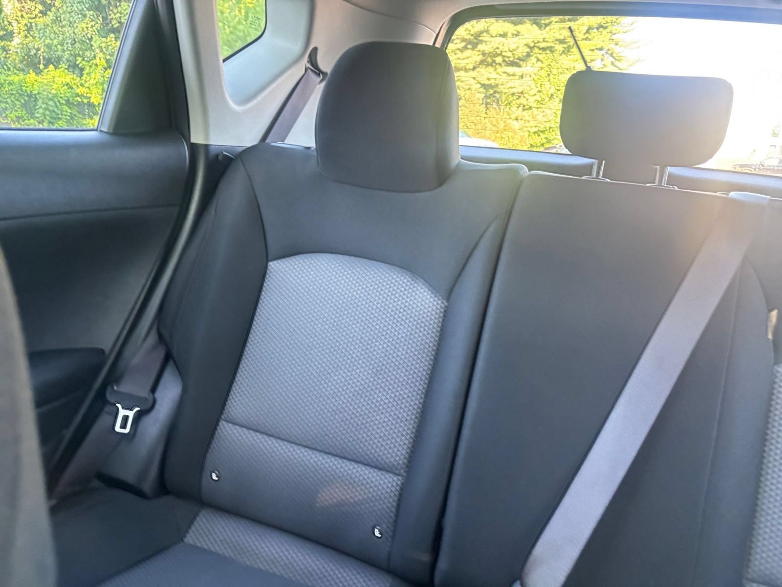 Used 2025 Kia Soul LX w/ LX Technology Package FWD image 36