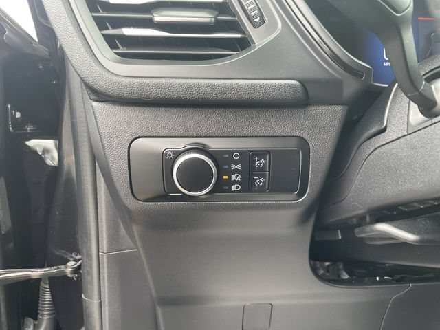 Used 2025 Ford Escape ST-Line FWD image 21