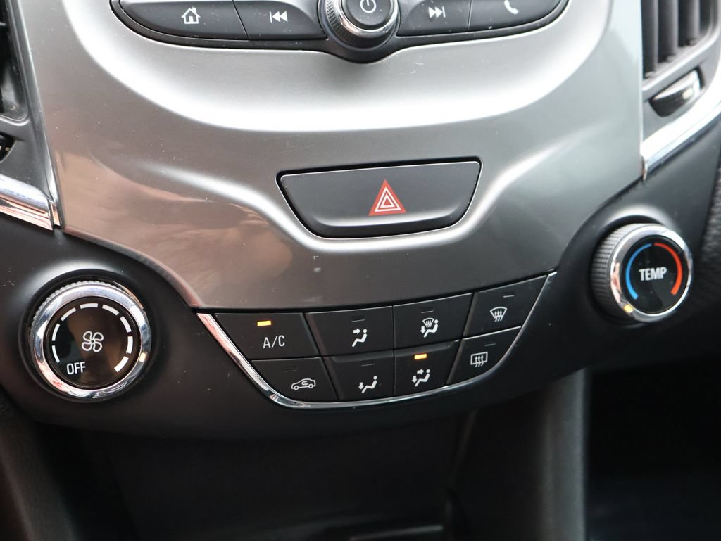 Used 2018 Chevrolet Cruze LT FWD image 33