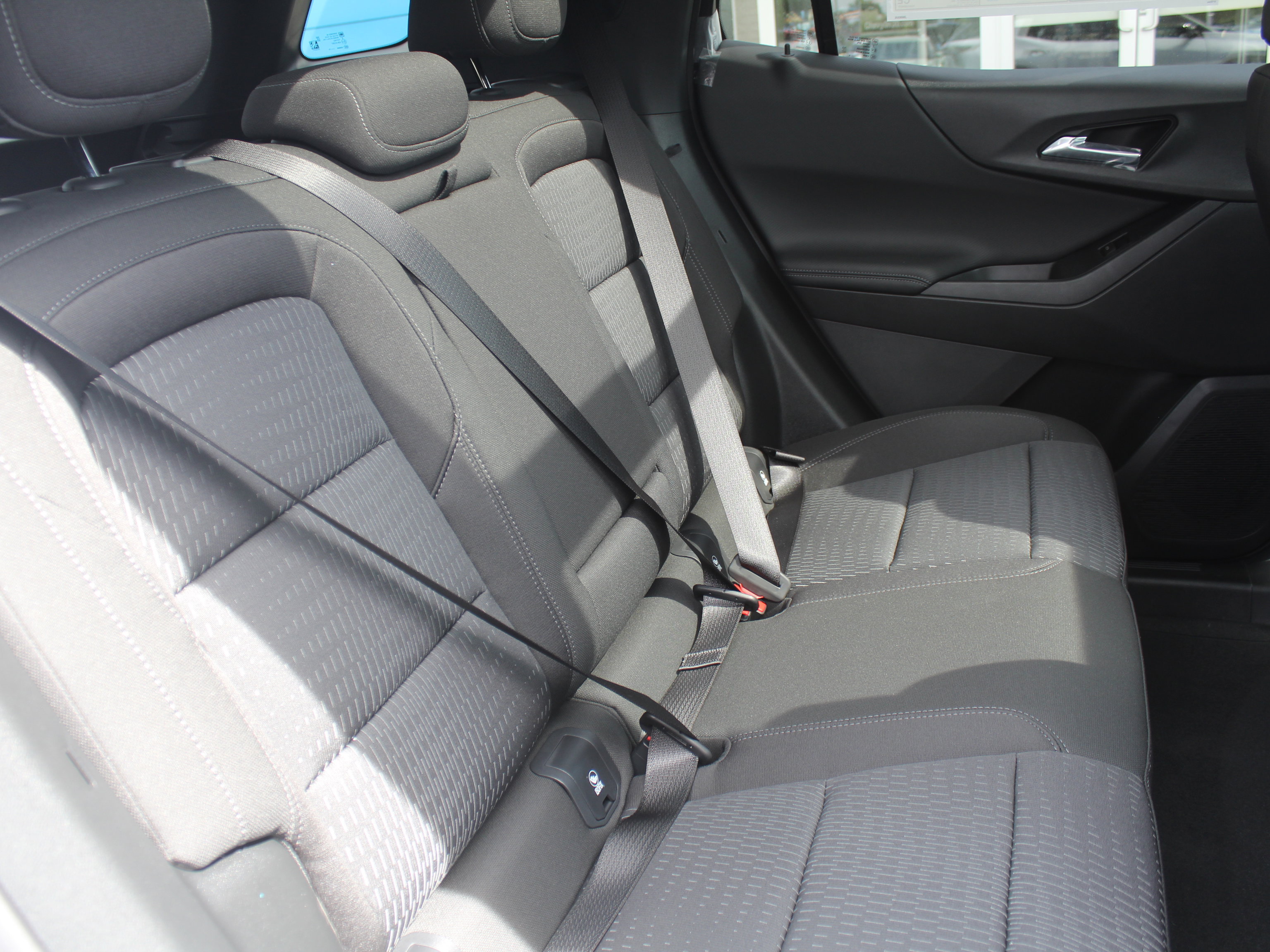 New 2026 Chevrolet Equinox LT w/ Midnight Edition FWD image 17