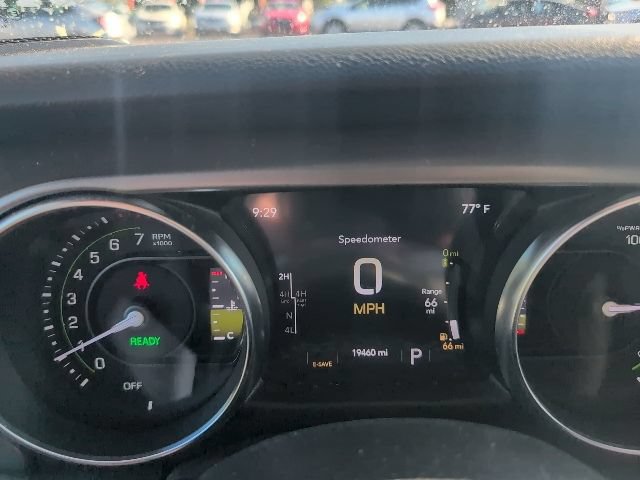 Used 2023 Jeep Wrangler Unlimited AWD/4WD image 15
