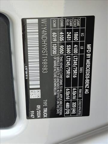 Used 2025 Mercedes-Benz Sprinter 2500 image 22