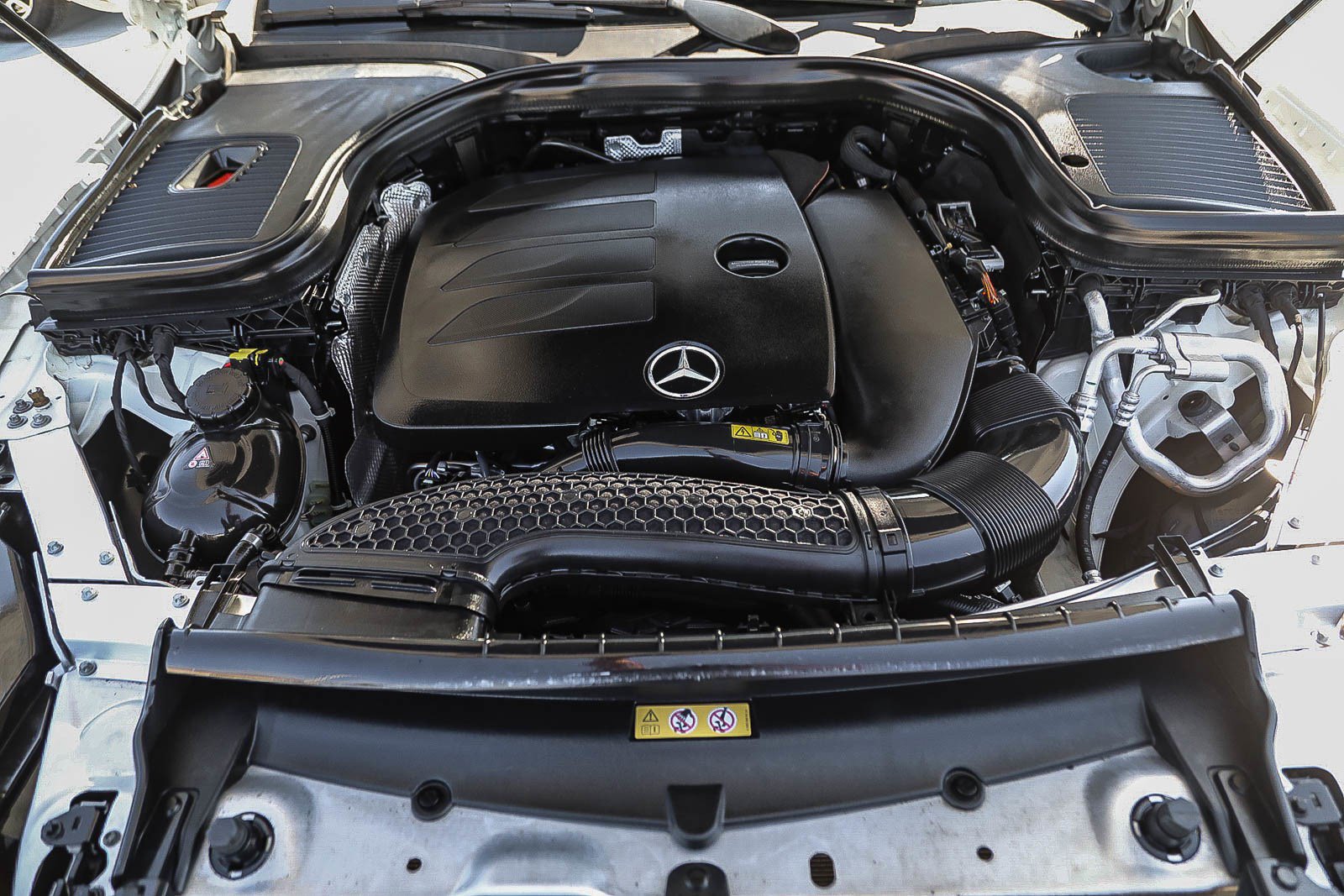 Used 2021 Mercedes-Benz GLC 300 image 26