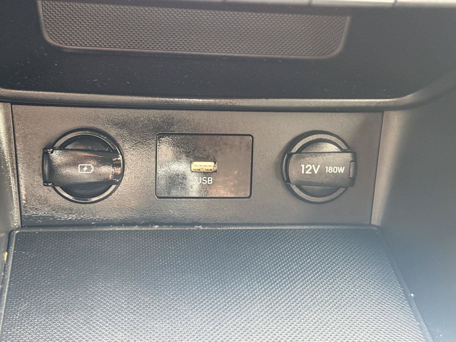 Used 2022 Hyundai Kona SEL AWD/4WD image 33