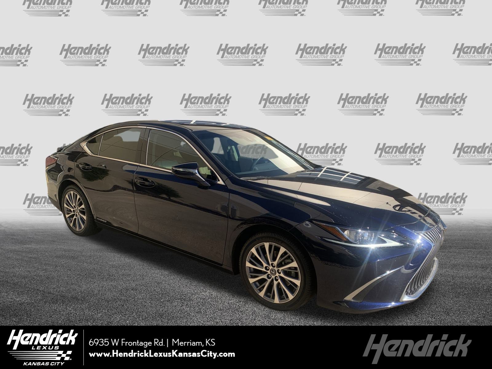 Used 2020 Lexus ES 300h w/ Premium Package