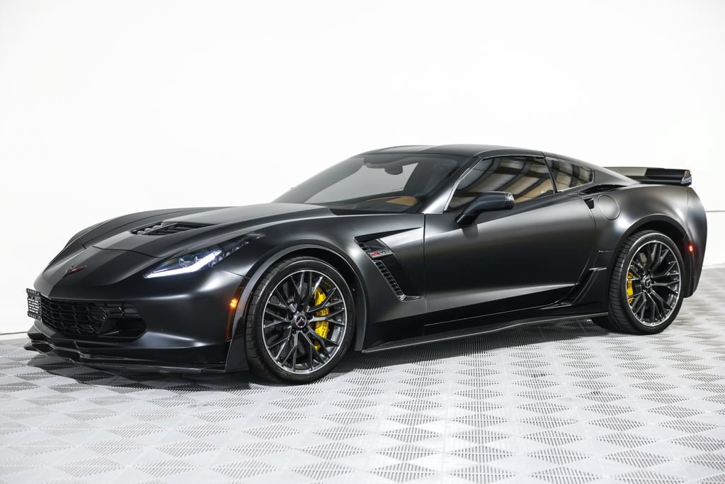 Used 2016 Chevrolet Corvette Z06 w/ 3LZ Preferred Equipment Group RWD image 23
