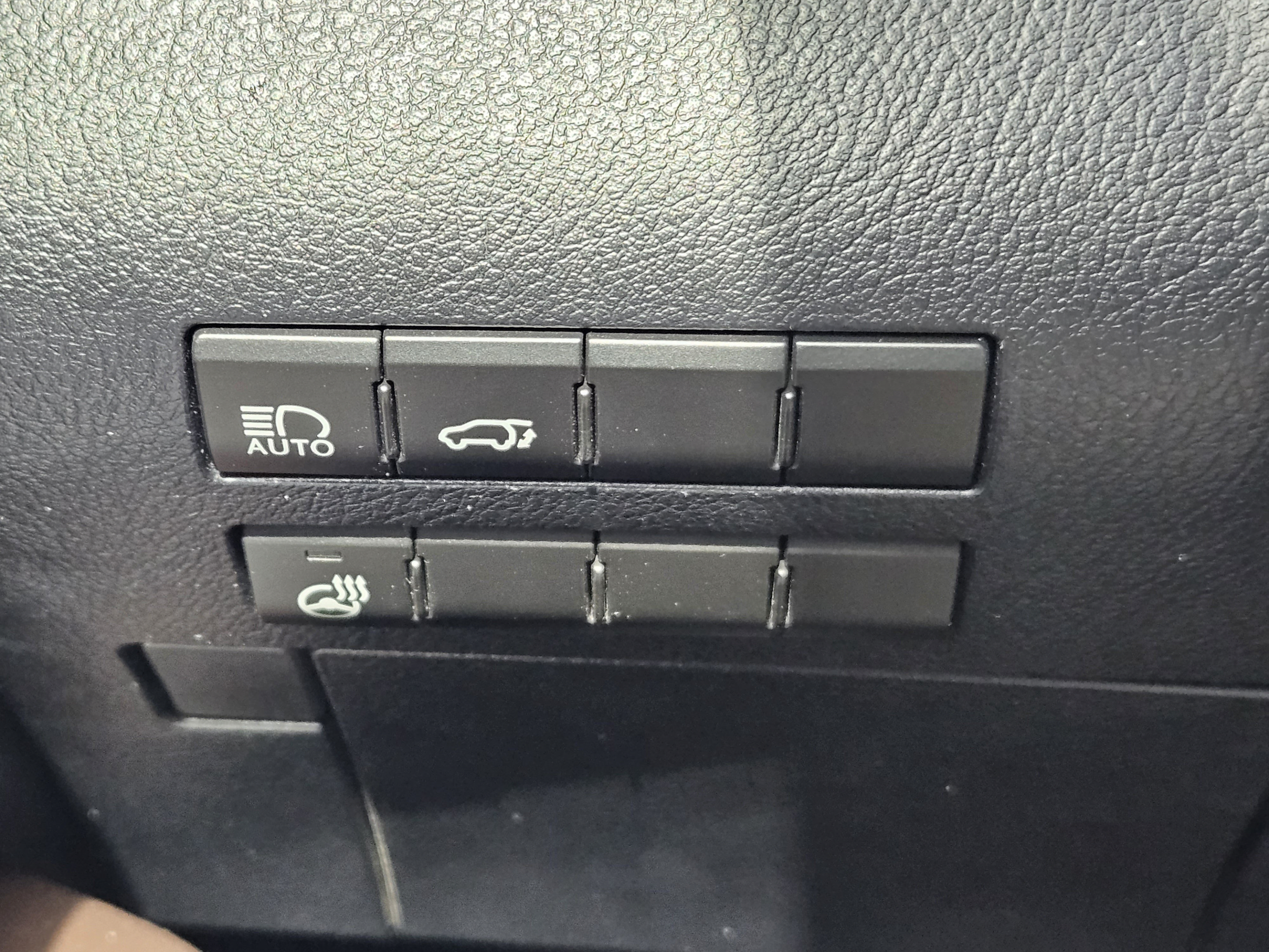Used 2018 Lexus RX 350L FWD image 21