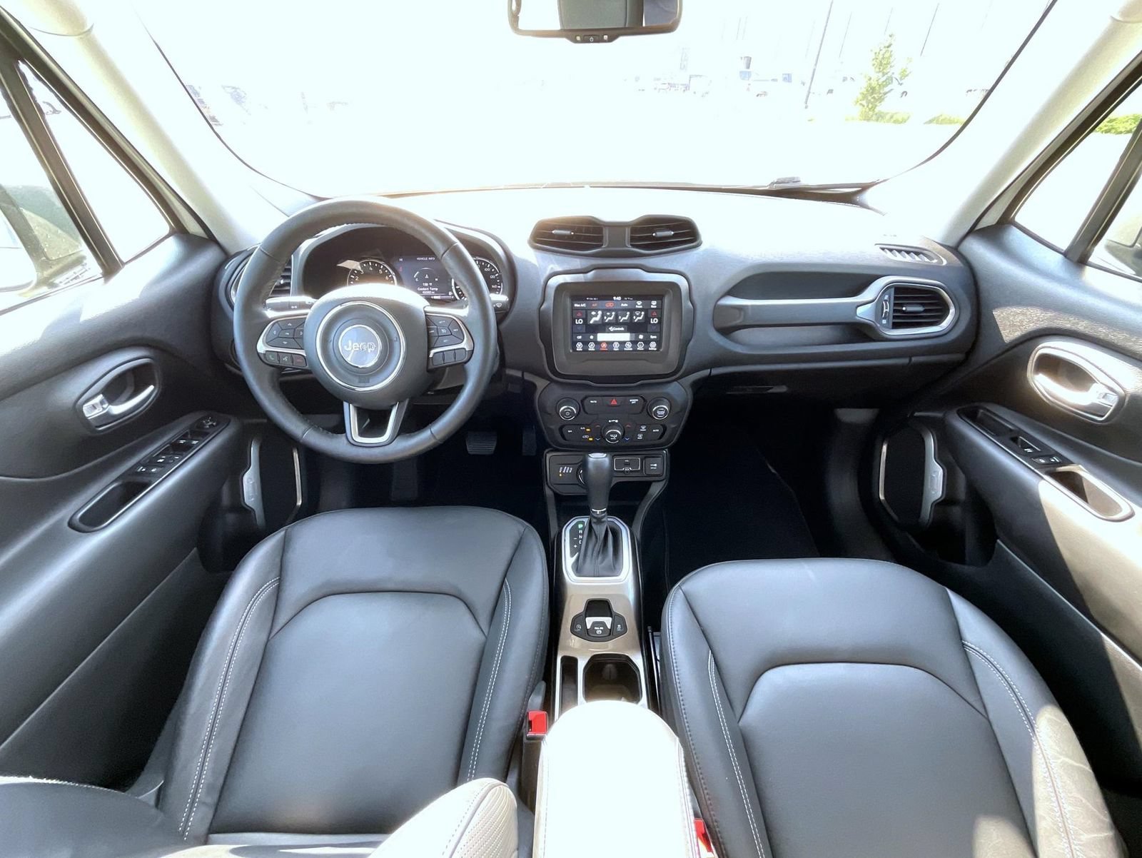 Used 2020 Jeep Renegade Limited AWD/4WD image 15