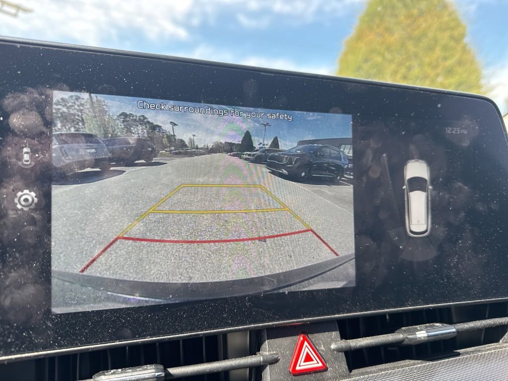 Used 2024 Kia Sportage SX image 12