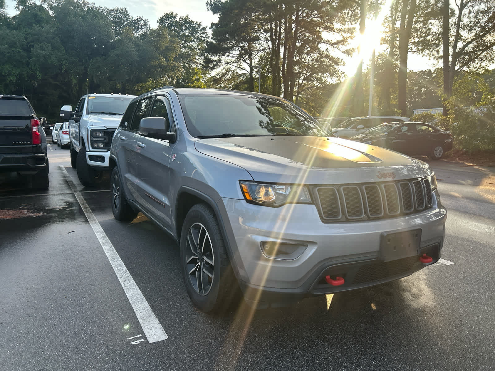 Used 2021 Jeep Grand Cherokee Trailhawk AWD/4WD image 5