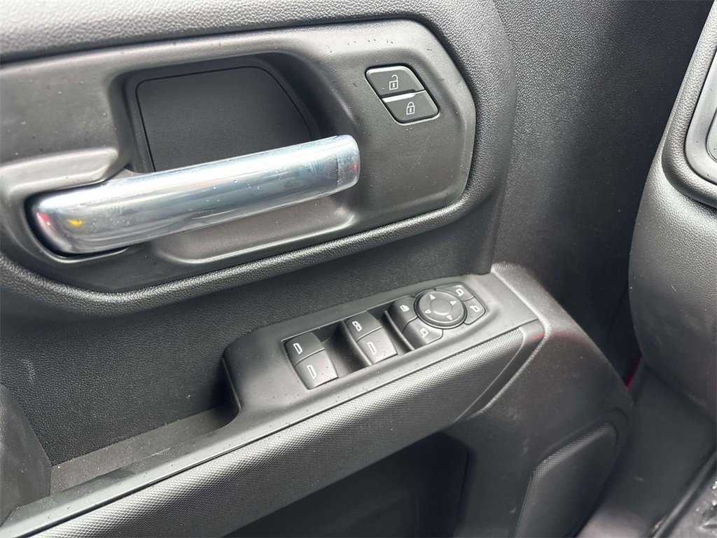 New 2025 GMC Sierra 3500 Pro w/ Convenience Package image 9