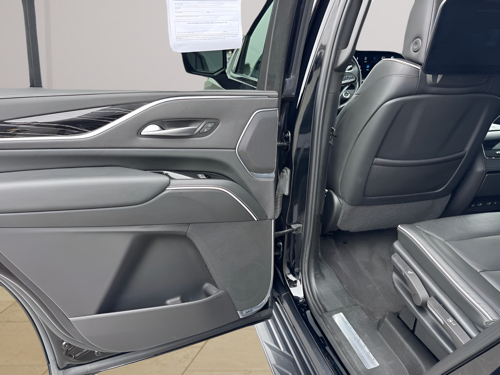 Used 2023 Cadillac Escalade Sport AWD/4WD image 37