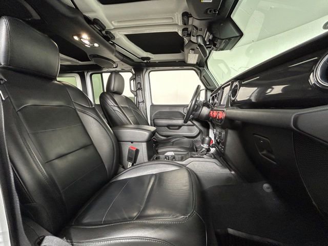 Used 2021 Jeep Wrangler Unlimited Sahara AWD/4WD image 9