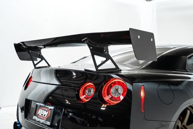 Used 2015 Nissan GT-R Black Edition AWD/4WD image 13