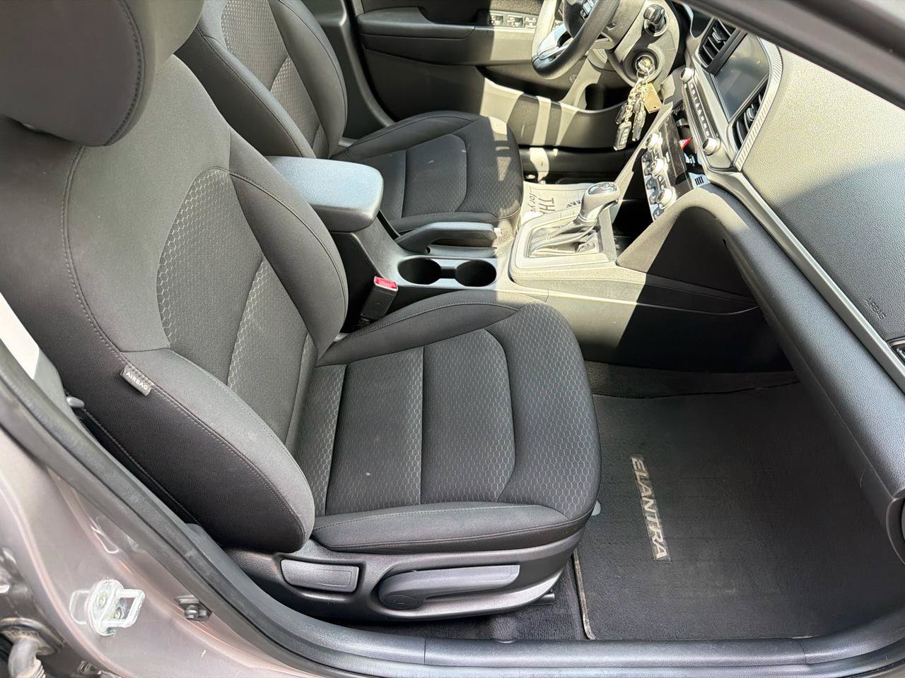 Used 2020 Hyundai Elantra SEL w/ Cargo Package (C1) FWD image 10
