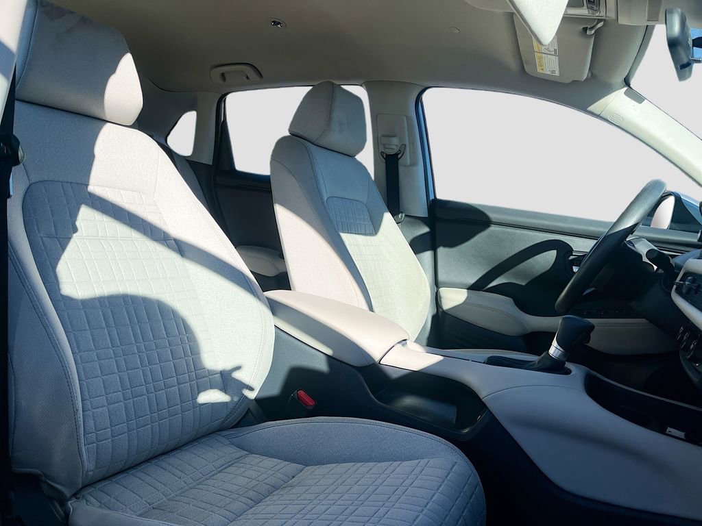 Used 2023 Honda HR-V LX image 26
