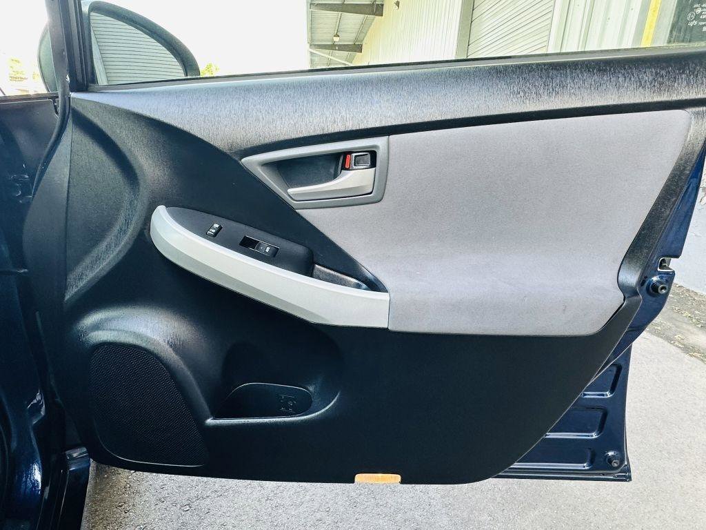 Used 2012 Toyota Prius Two FWD image 29