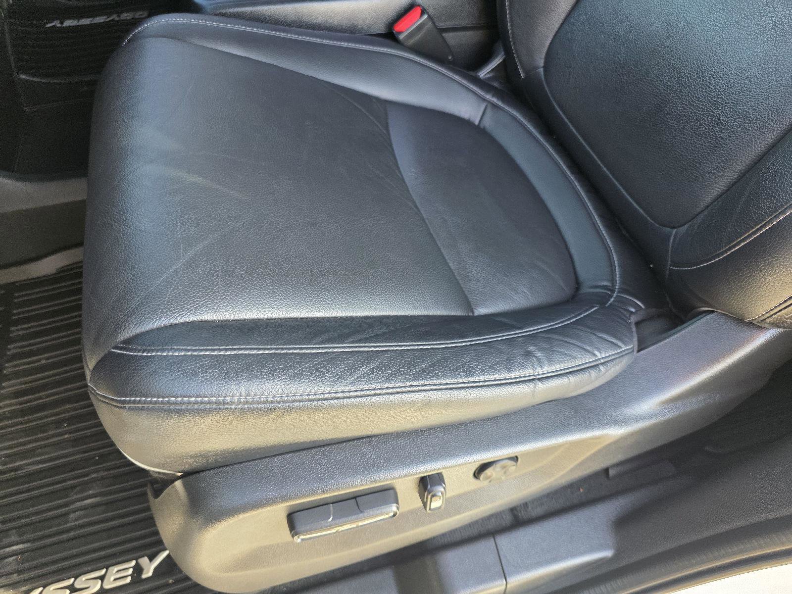 Used 2023 Honda Odyssey Touring image 36