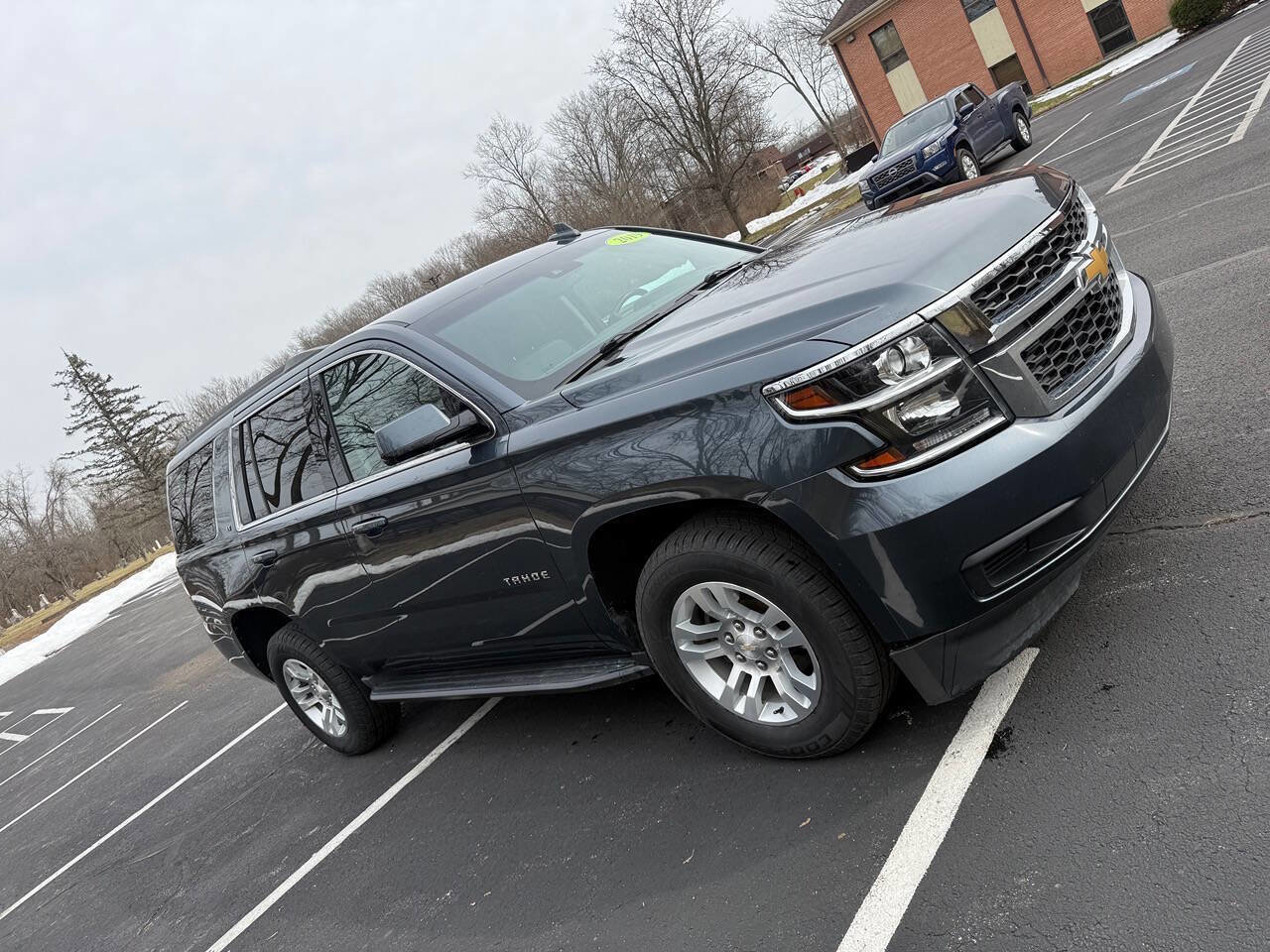 Used 2019 Chevrolet Tahoe LT image 3