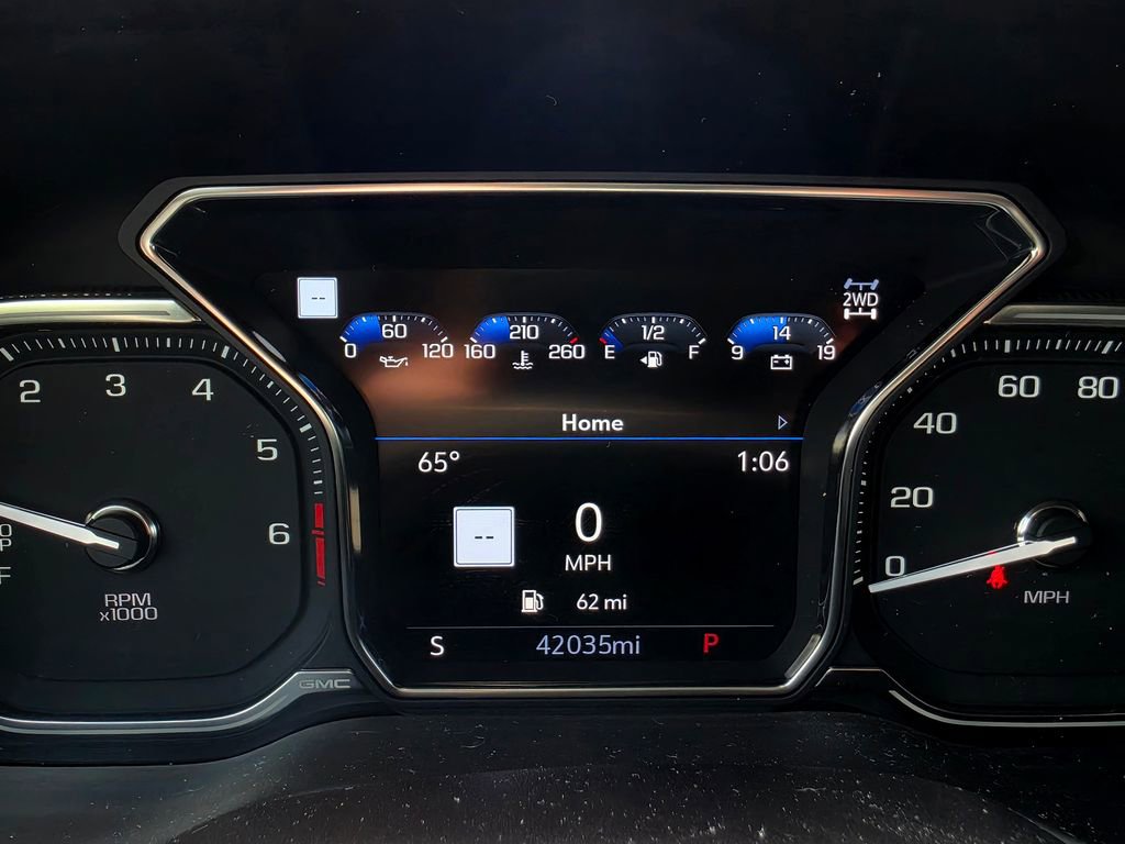 Used 2021 GMC Yukon Denali w/ Denali Premium Package AWD/4WD image 39