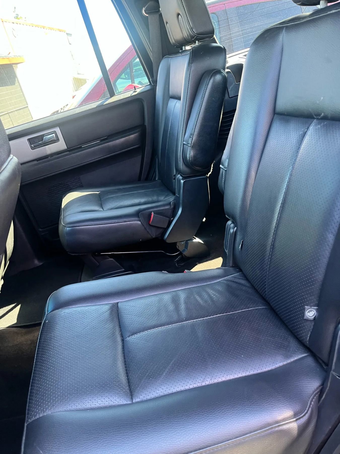 Used 2014 Ford Expedition Limited w/ Equipment Group 301A image 8