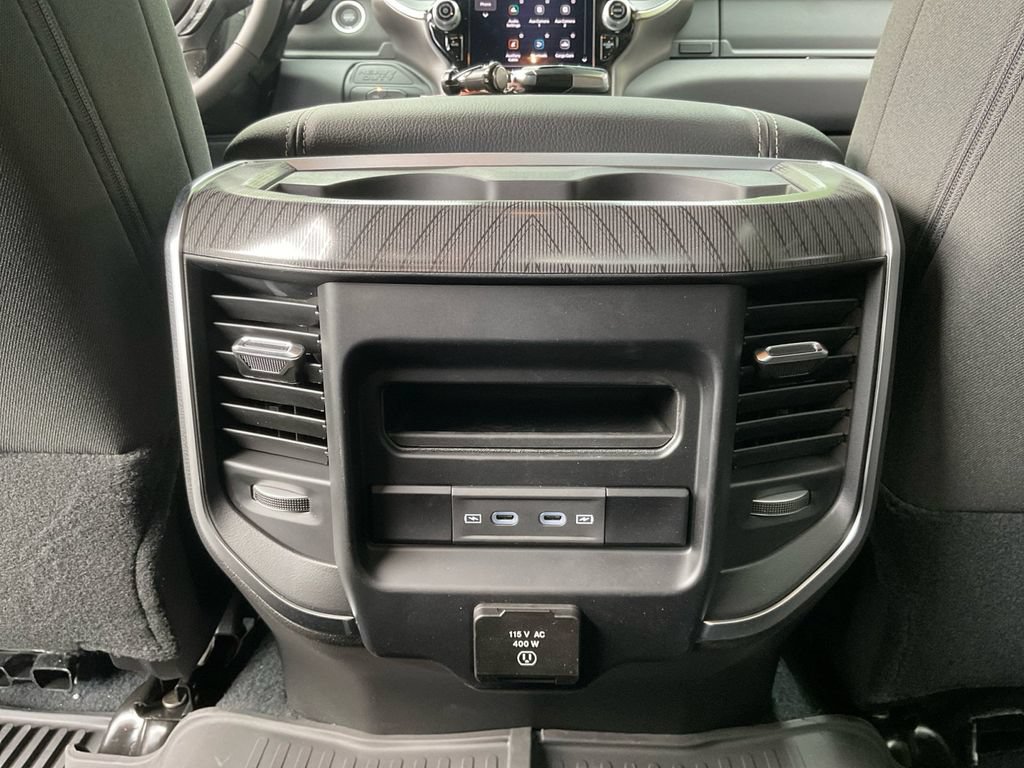 New 2027 RAM 3500 Big Horn AWD/4WD image 24