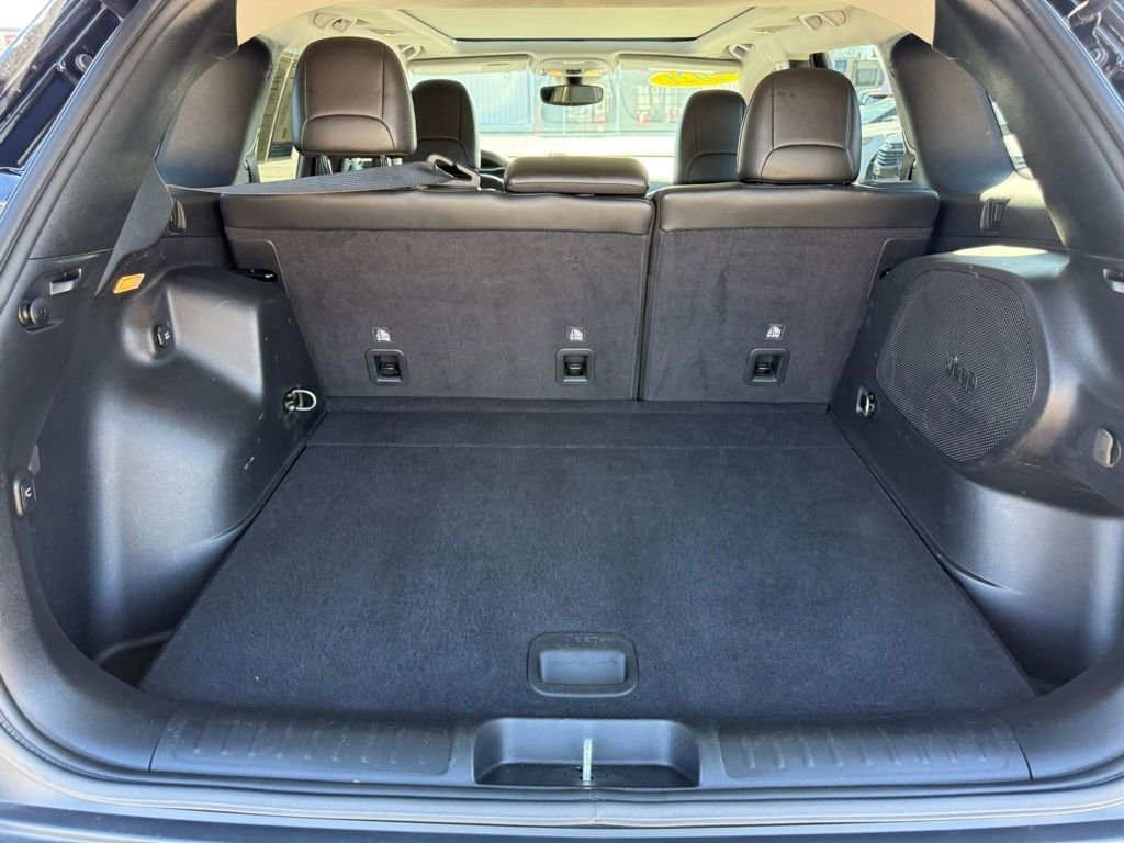 Used 2021 Jeep Cherokee Latitude Lux w/ Sun & Sound Group image 25