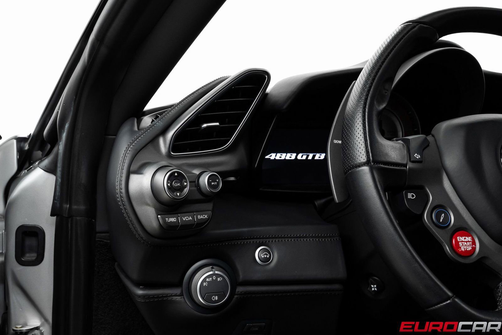 Used 2016 Ferrari 488 GTB image 28