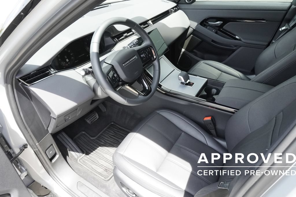 Used 2025 Land Rover Range Rover Evoque S AWD/4WD image 18