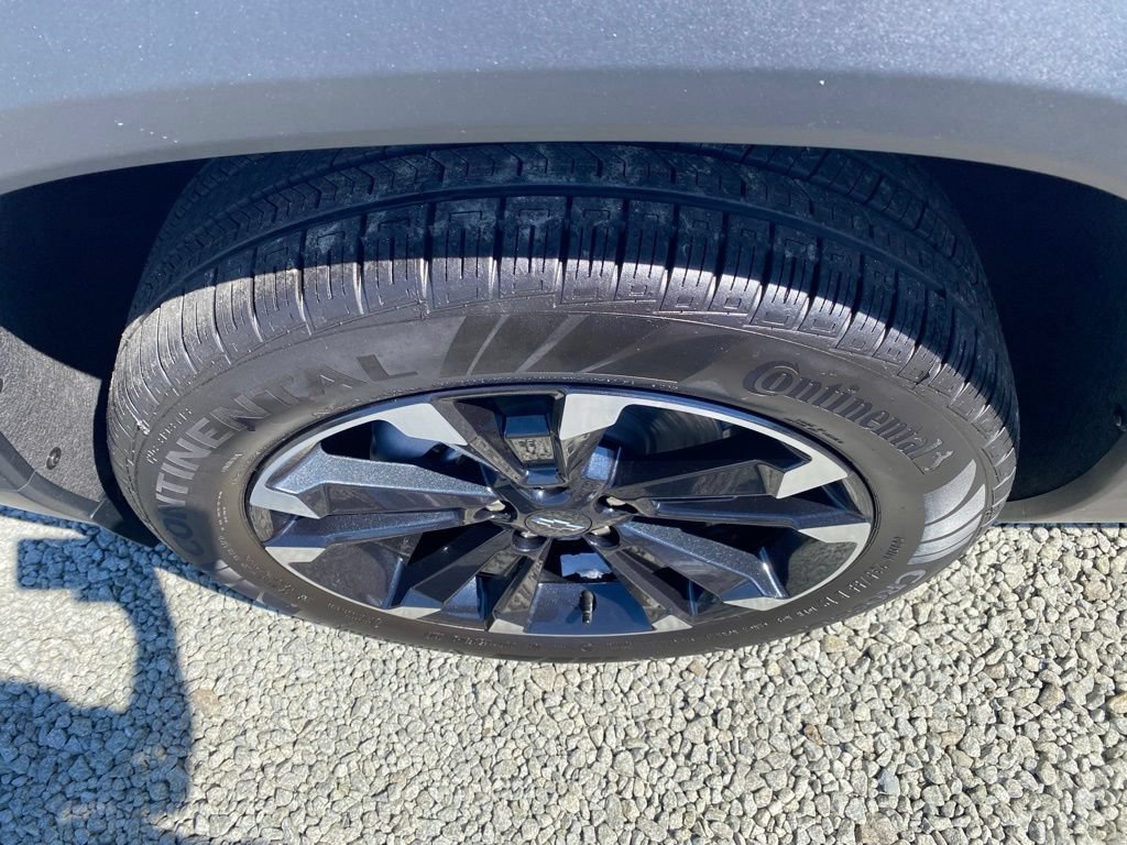 New 2027 Chevrolet Equinox RS FWD image 25