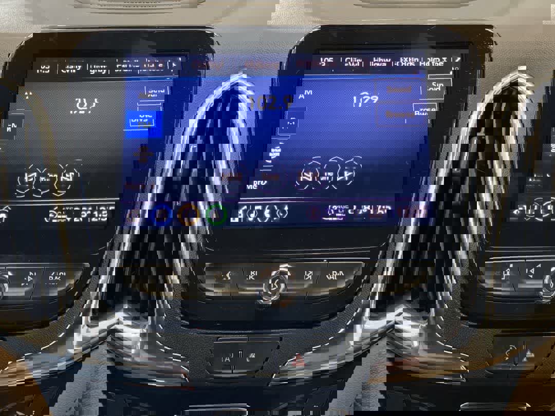 Used 2022 Chevrolet Equinox Premier image 19