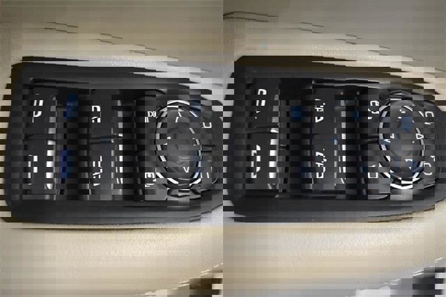 Used 2018 Cadillac XT5 Premium Luxury image 15