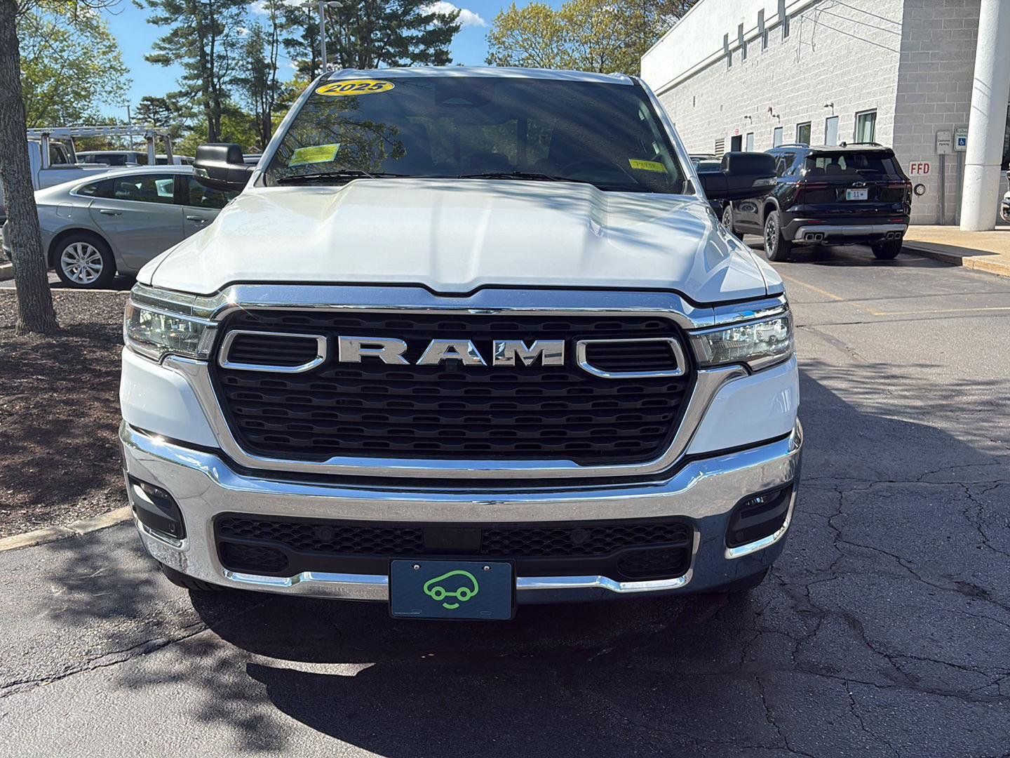 Used 2025 RAM 1500 Big Horn AWD/4WD image 3