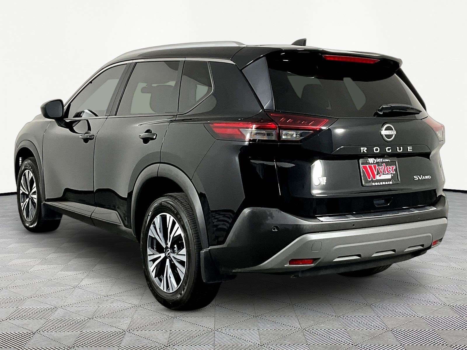 Certified 2023 Nissan Rogue SV w/ SV Premium B Package AWD/4WD image 4
