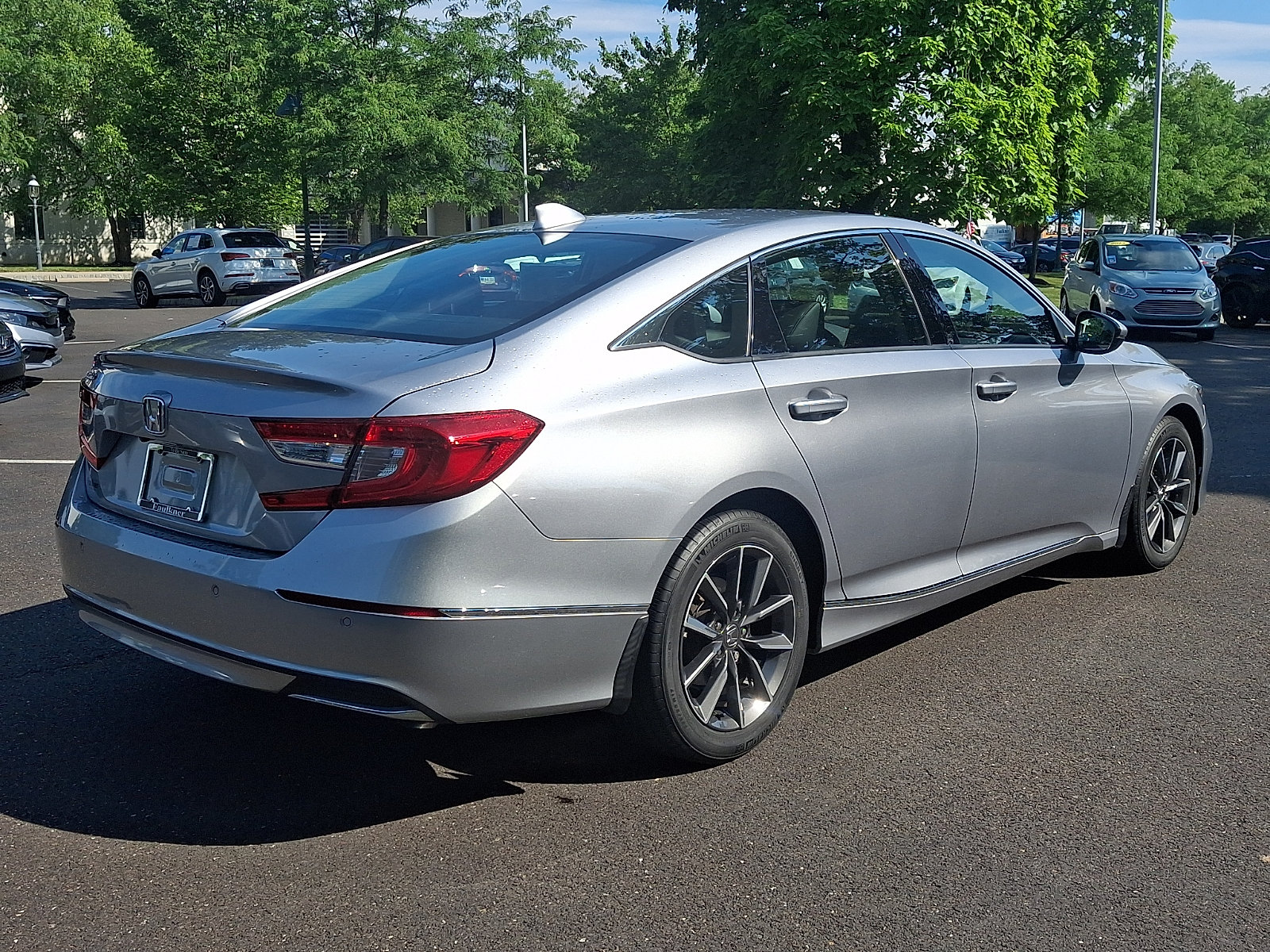 Used 2021 Honda Accord EX-L image 6