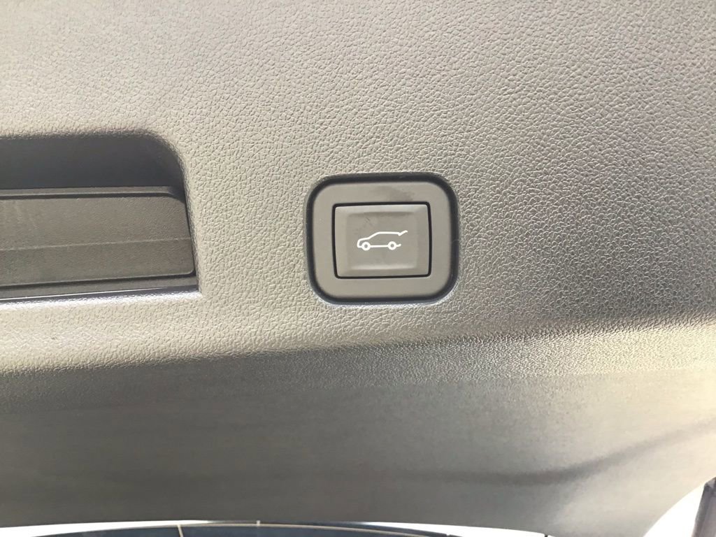 New 2026 Chevrolet Traverse LT w/ Driver Confidence Package image 7