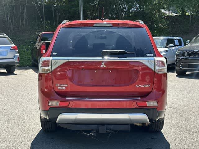 Used 2015 Mitsubishi Outlander SE AWD/4WD image 4