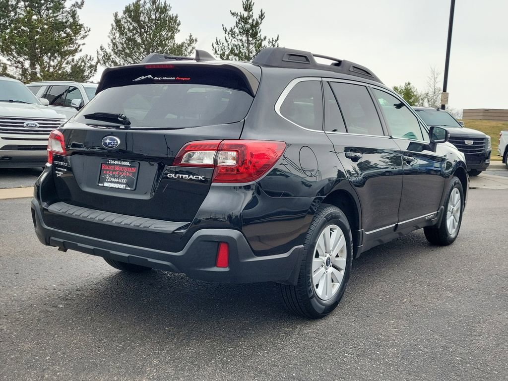 Used 2019 Subaru Outback 2.5i Premium AWD/4WD image 4