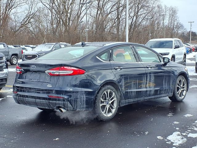 Used 2020 Ford Fusion SEL image 2