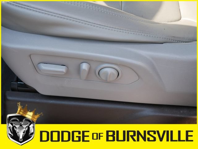 Used 2020 Chevrolet Silverado 1500 LTZ AWD/4WD image 19