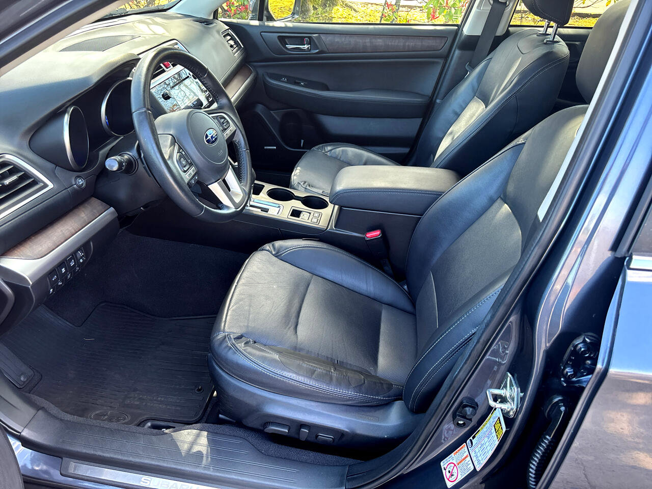 Used 2017 Subaru Outback 2.5i Limited image 8