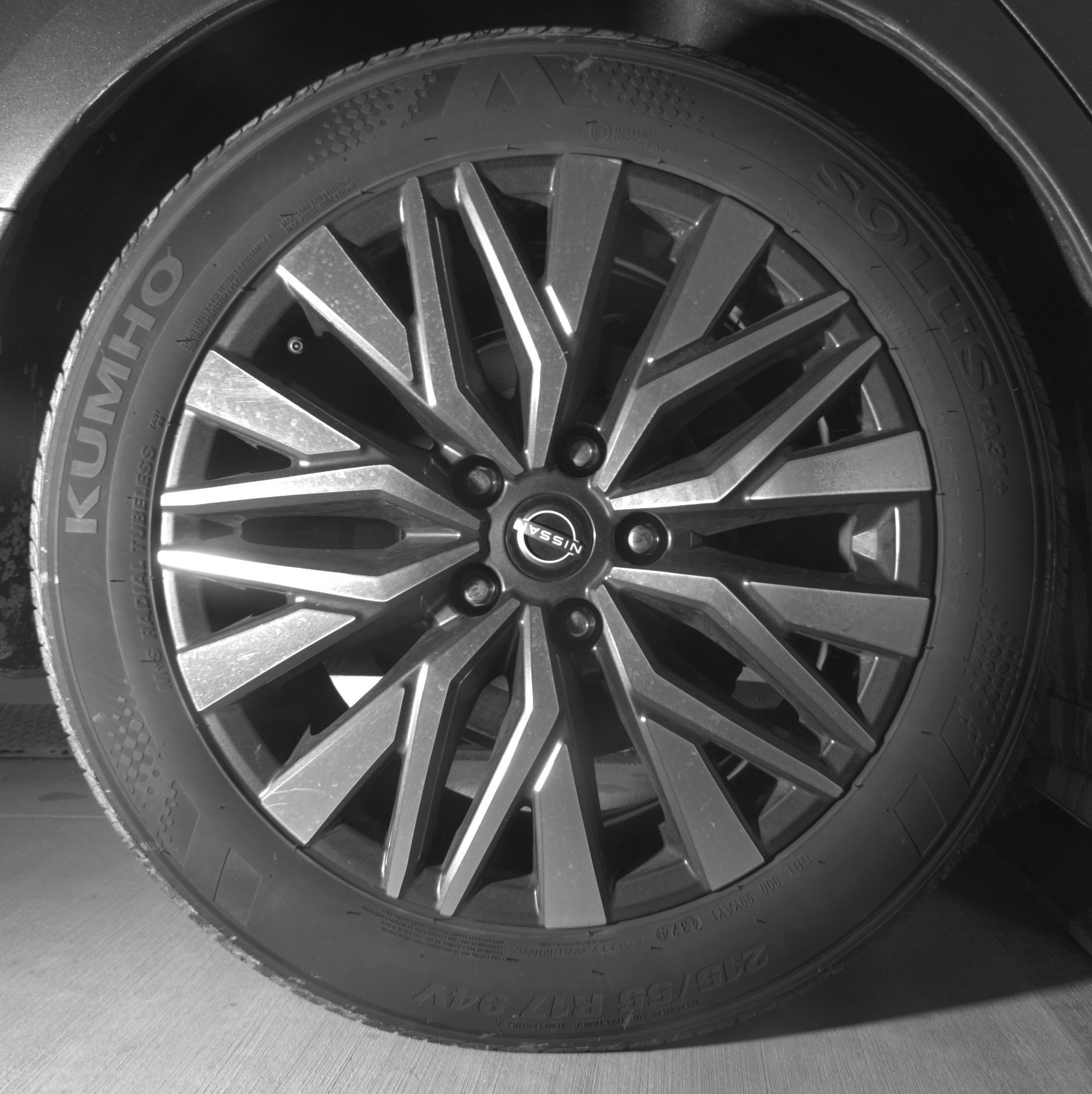 Used 2025 Nissan Altima 2.5 SV FWD image 15