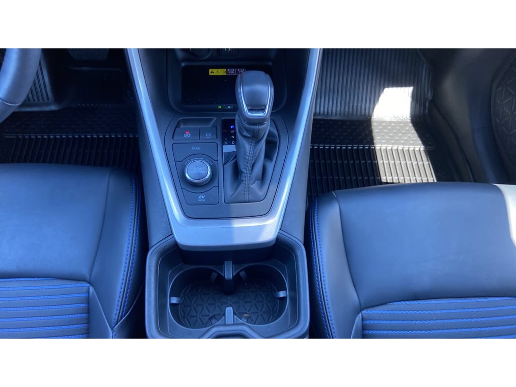 Used 2023 Toyota RAV4 XSE AWD/4WD image 17