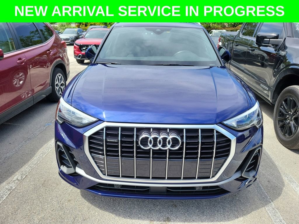 Used 2021 Audi Q3 2.0T Premium w/ Convenience Package image 2