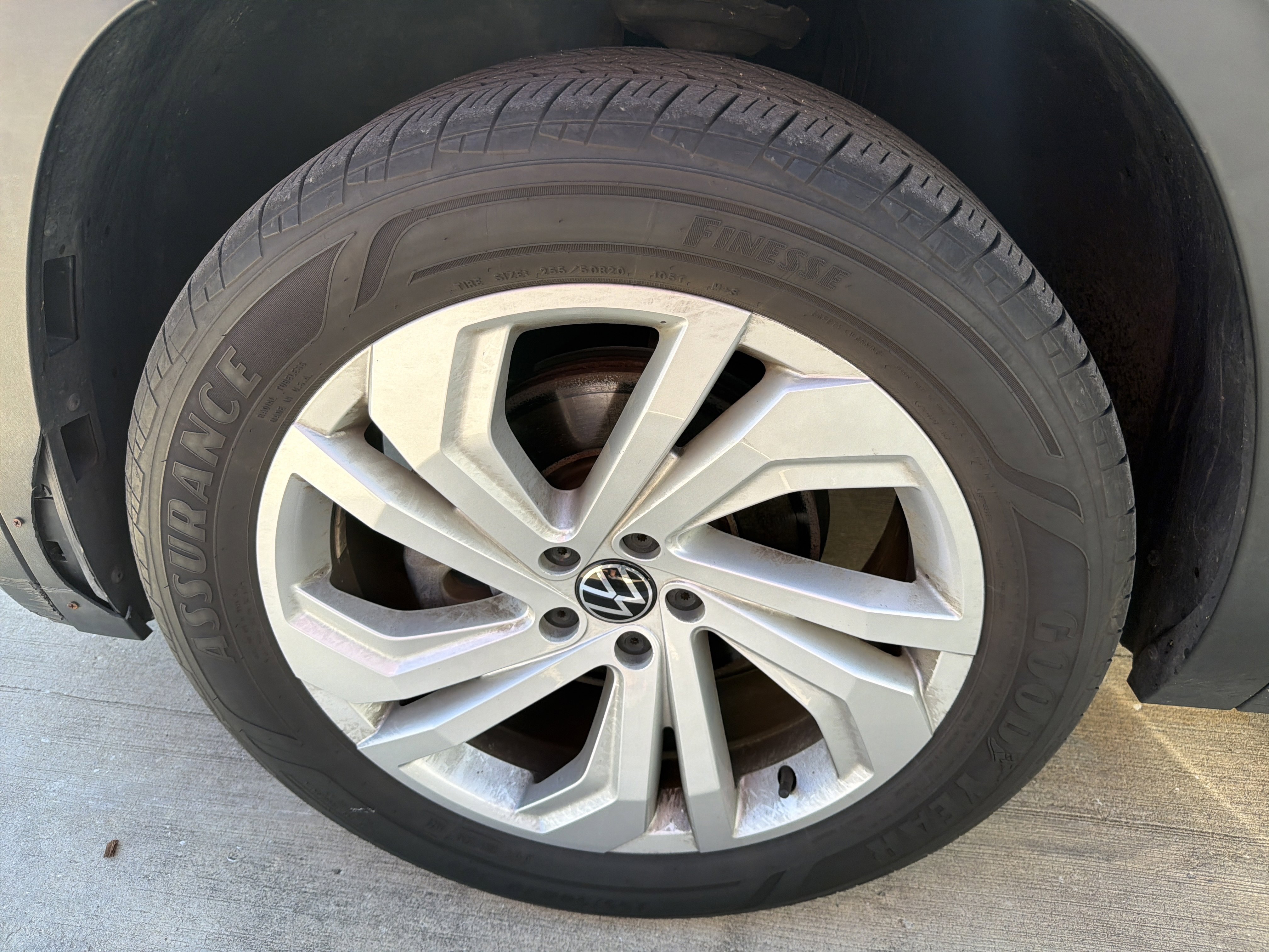 Used 2021 Volkswagen Atlas Cross Sport SEL image 4