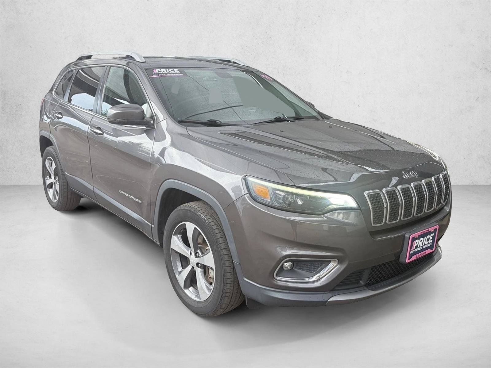 Used 2019 Jeep Cherokee Limited AWD/4WD image 5