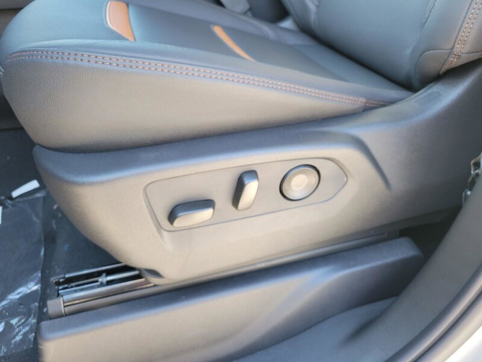 New 2026 GMC Sierra 2500 AT4 w/ AT4 Premium Plus Package image 22