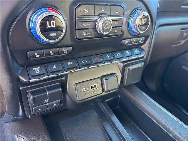 Used 2022 GMC Sierra 3500 Denali w/ Denali Ultimate Package image 24