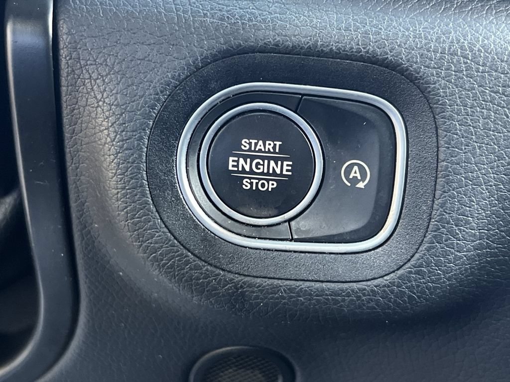 Used 2023 Mercedes-Benz GLS 450 4MATIC w/ AMG Line Exterior image 33