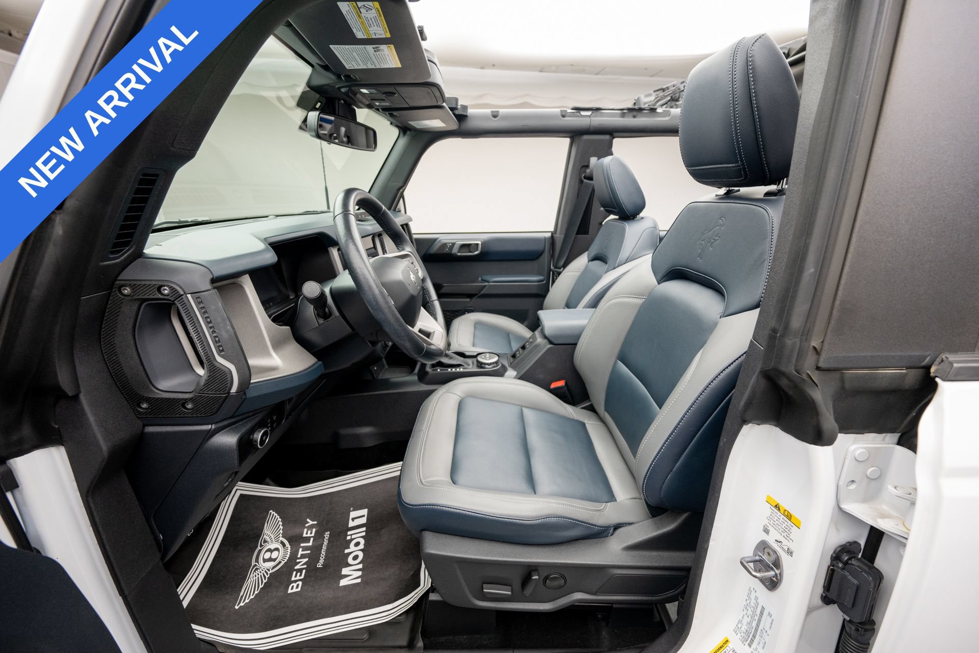 Used 2024 Ford Bronco Outer Banks AWD/4WD image 11